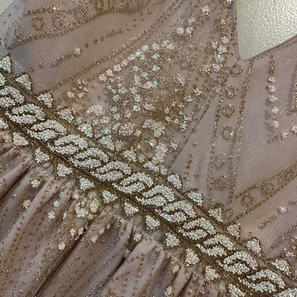 Dusty pink Hello Molly embellished dress size XS - Picture 4 of 5